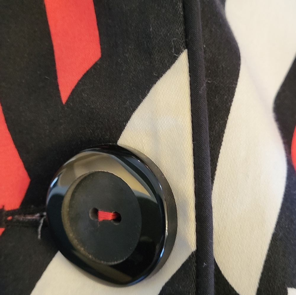 Abbie Mags Large Cotton Jacket Red/Black Abstract Print - Picture 8 of 10